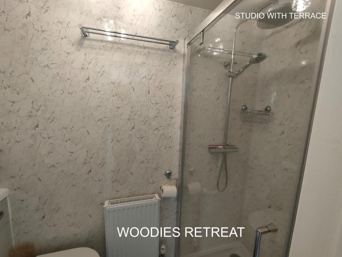 Woodies Villa Peasmarsh Esterno foto